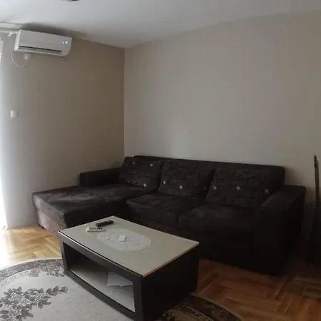 Apartman Arslanagica Most 特雷比涅